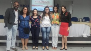 participantes-na-mesa-300x169.jpg